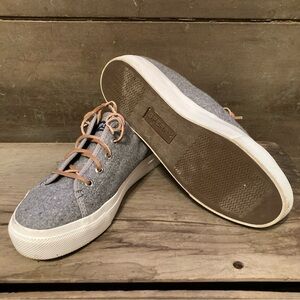 Sperry Gray Wool Cliffside Platform Slip-On Sneakers Women’s Size 9 Memory Foam